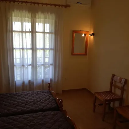 Tony Studio&apartments * Laganas